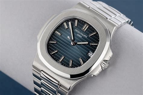 patek philippe 5711 listenpreis|Patek Philippe Nautilus 5711 .